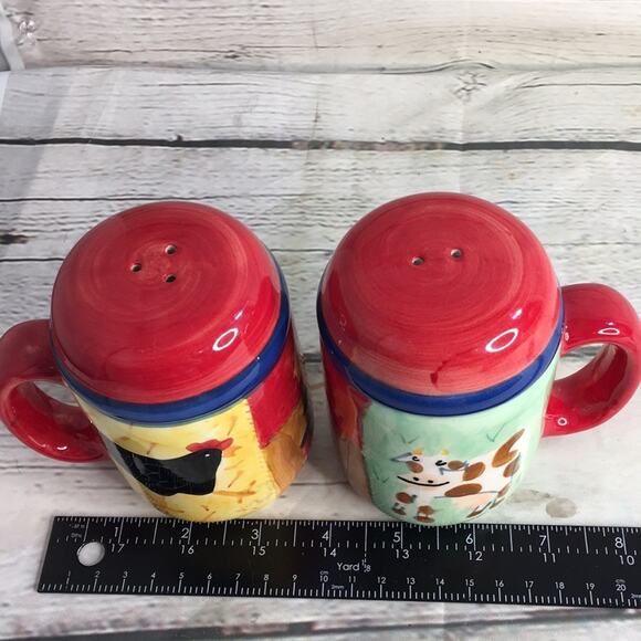 HausenWare Farmyard Animals Salt & Pepper Shakers Set Designed by Sally Noll - Picture 8 of 10